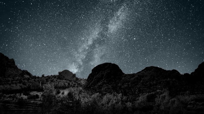 为什么负荷那么大的腰部力量训练的人不会受伤,长期无载荷久坐的人会出现腰肌劳损?